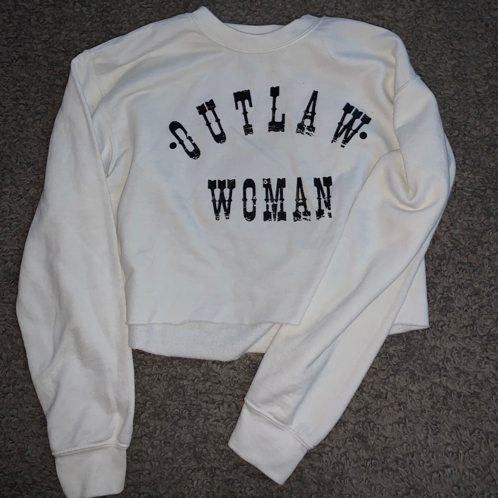 Outlaw woman cropped crewneck